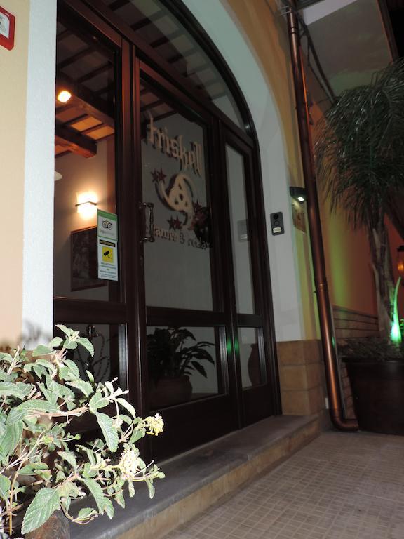 Triskell Camere & Relax Castelluzzo Exterior photo
